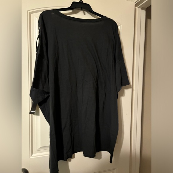 Torrid Sublime Long Beach Sun Black Slashed Tee - Picture 8 of 11